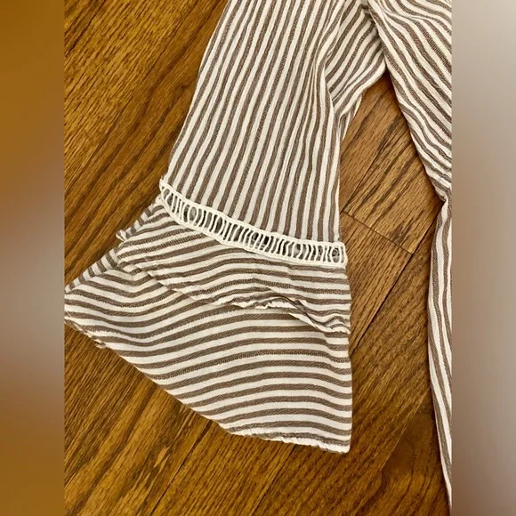 Blue Island Striped Coverup - Picture 6 of 10